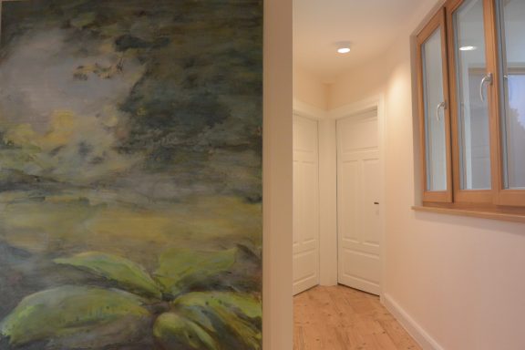 Blick auf Doppelzimmer und Bad